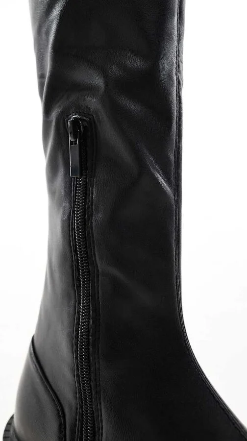 Stradivarius Wide Fit over the knee chunky boot in black - Image 3