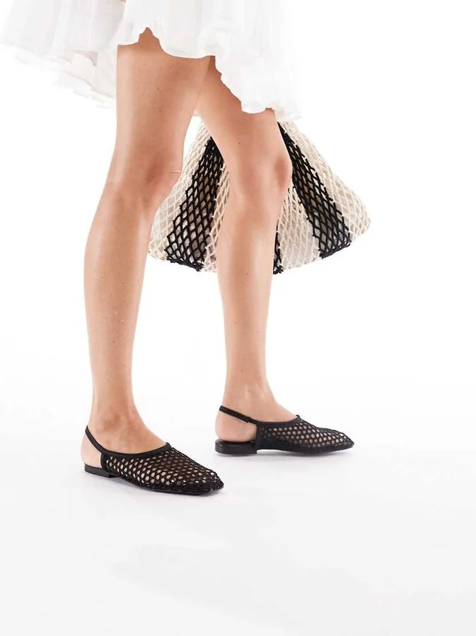 Stradivarius woven cut out pointed toe flats in black