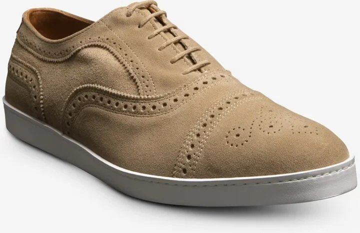 Strand Wingtip Oxford Men's Size 7 Bone Suede Dress Shoes FZP073