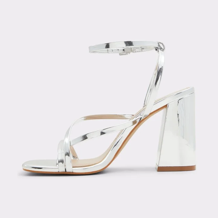 Strappy block heeled sandal - Image 3