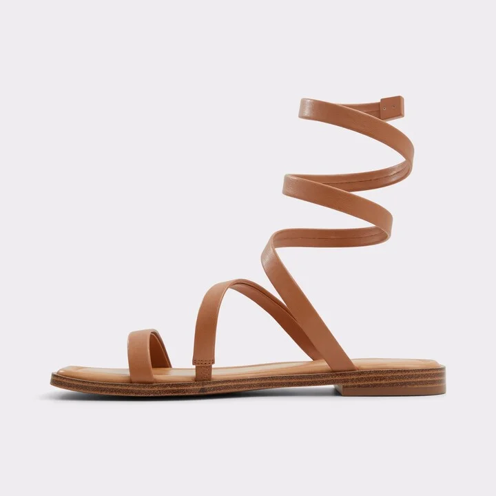 Strappy flat sandal - Image 3