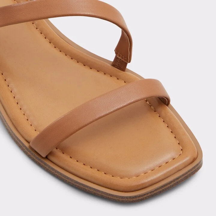 Strappy flat sandal - Image 5