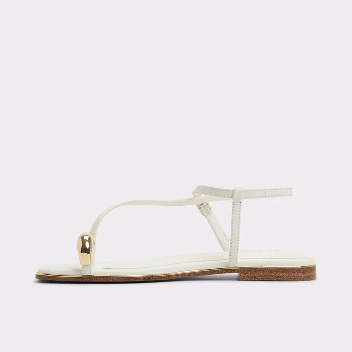 Strappy flat sandal - Image 3