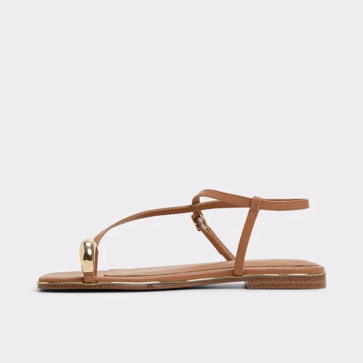 Strappy flat sandal - Image 3