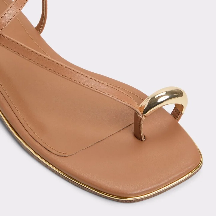 Strappy flat sandal - Image 5