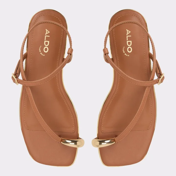 Strappy flat sandal - Image 6