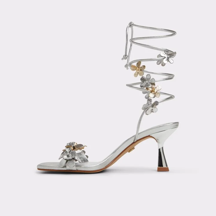 Strappy heeled sandal - Image 3