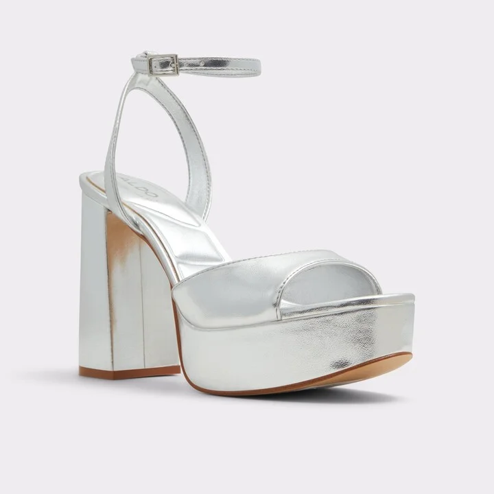 Strappy heeled sandal - Image 4