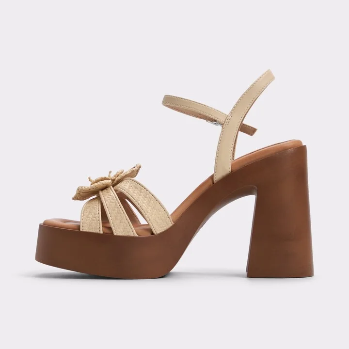 Strappy heeled sandal - Image 4