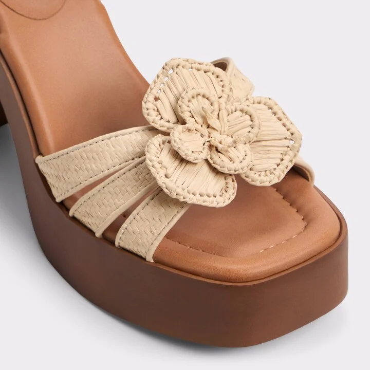 Strappy heeled sandal - Image 6