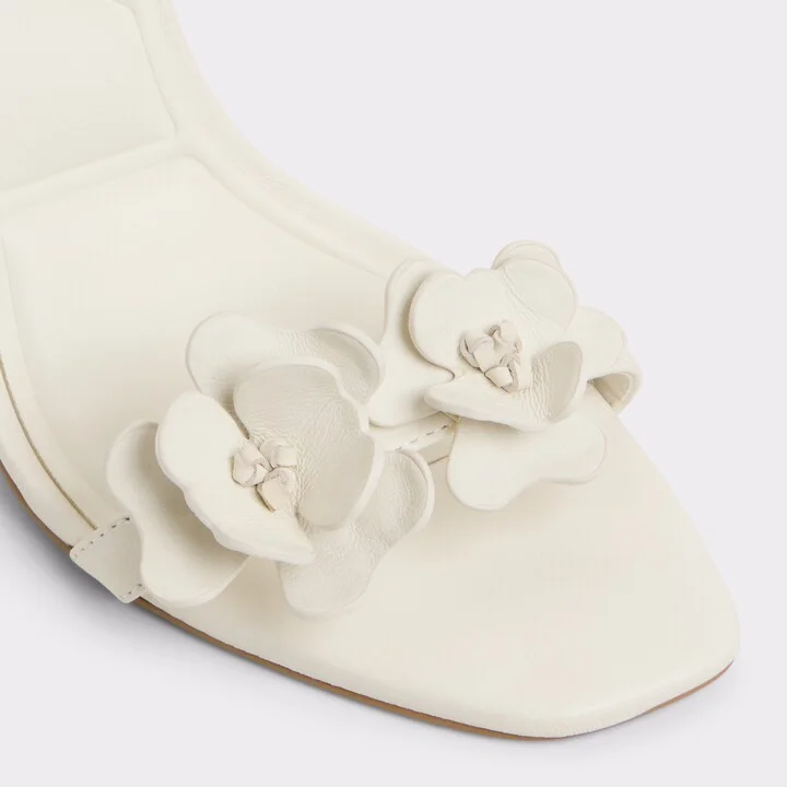 Strappy heeled sandal - Image 6