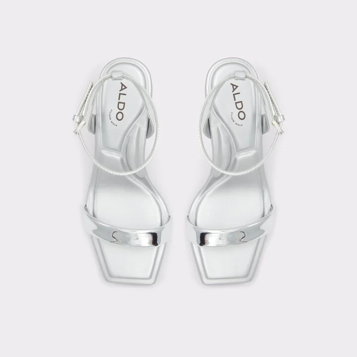 Strappy heeled sandal - Block heel - Image 6