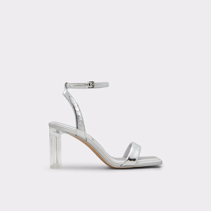 Strappy heeled sandal - Block heel
