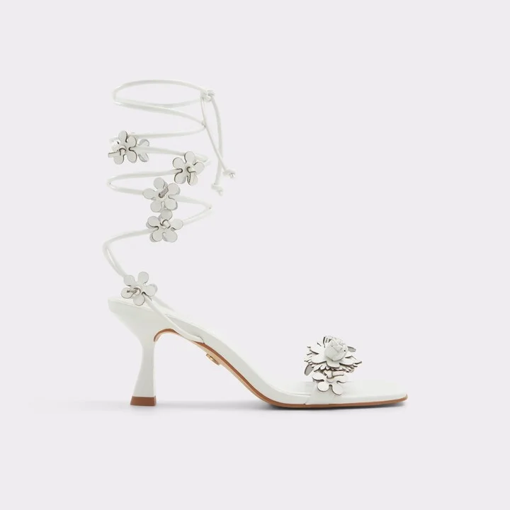 Strappy heeled sandal