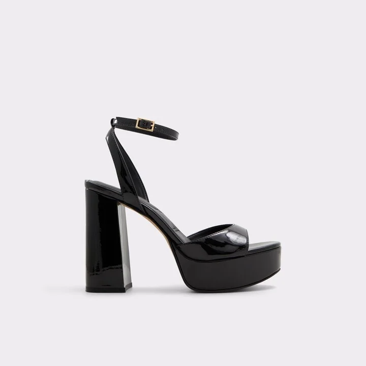Strappy heeled sandal