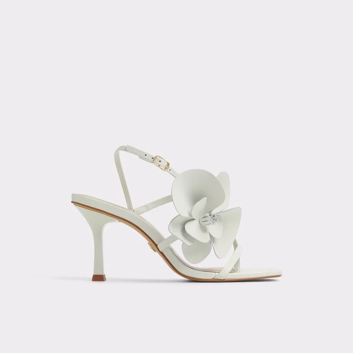 Strappy heeled sandal