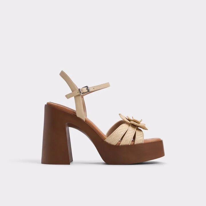 Strappy heeled sandal