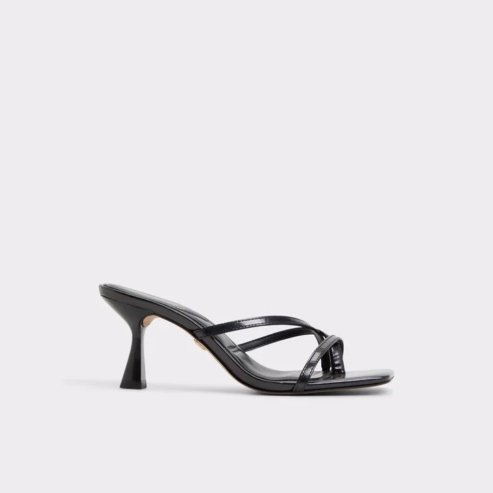 Strappy heeled sandal