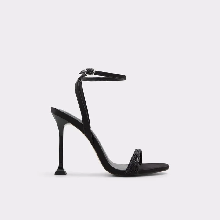 Strappy heeled sandal