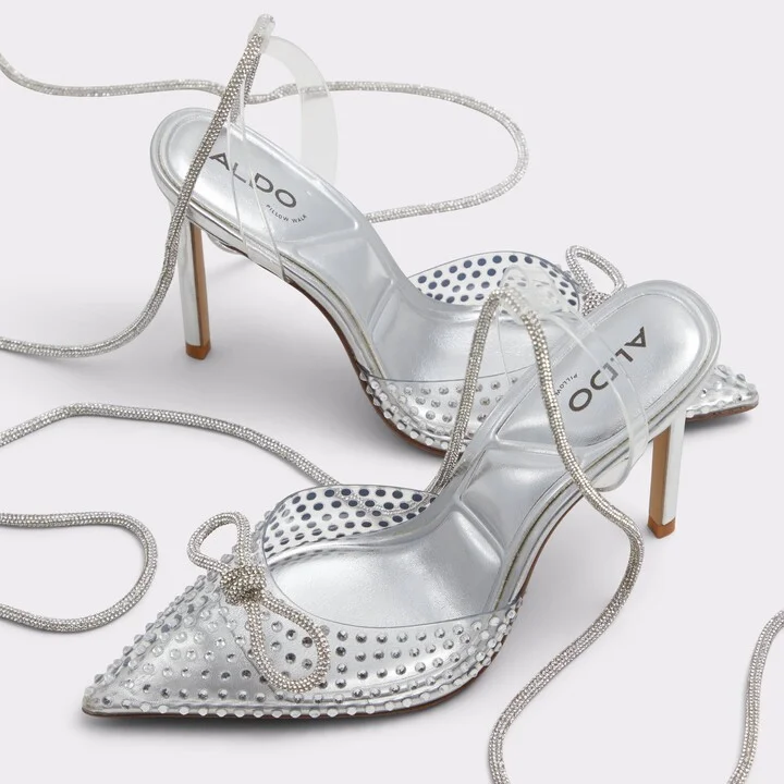 Strappy heeled shoe - Image 2