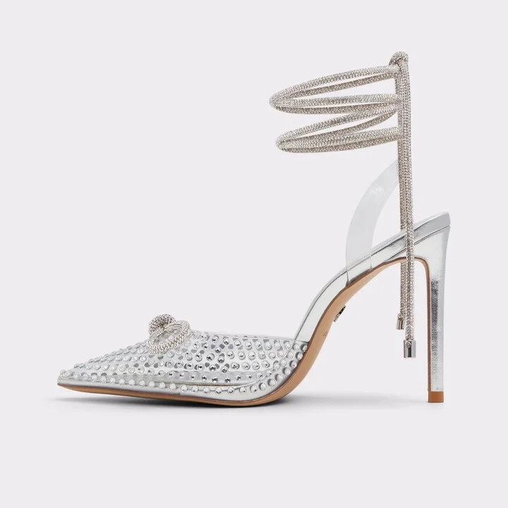Strappy heeled shoe - Image 4