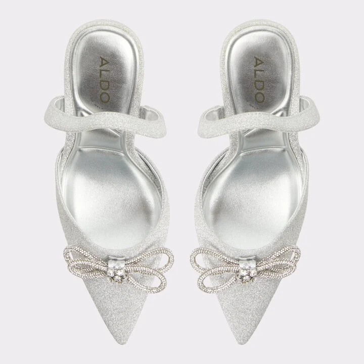 Strappy heeled shoe - Image 6