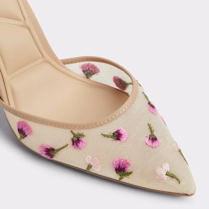 Strappy heeled shoe - Image 5