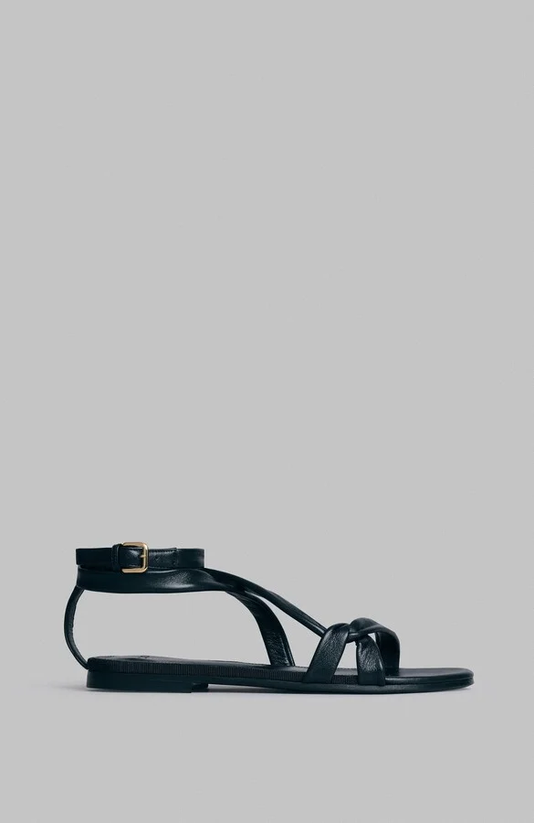 Strappy Sandal in Leather