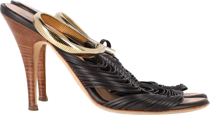 Strappy Sandals in Black Leather