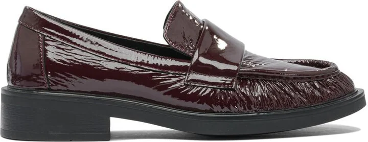 Strategia Loafers & Slippers