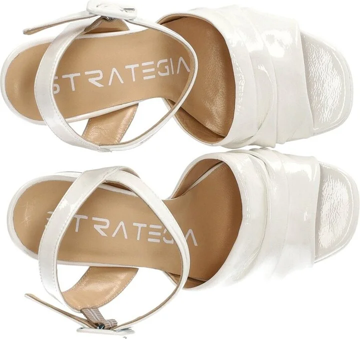 Strategia Rain White Heeled Sandal - Image 5