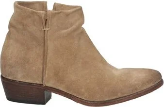 Strategia Woman Ankle boots