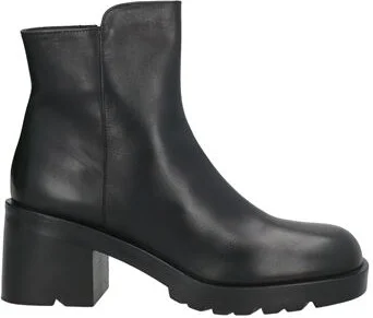 Strategia Woman Ankle boots