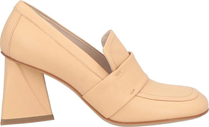 Strategia Woman Loafers - Image 3