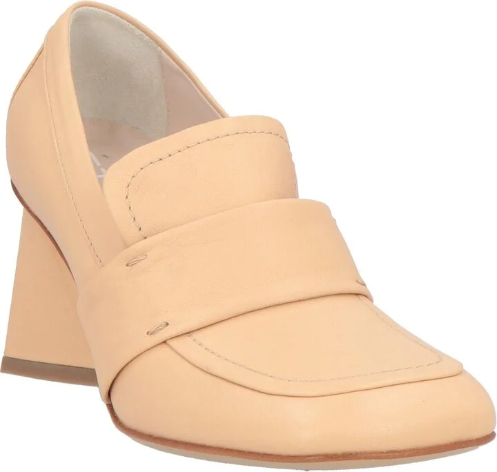 Strategia Woman Loafers - Image 4