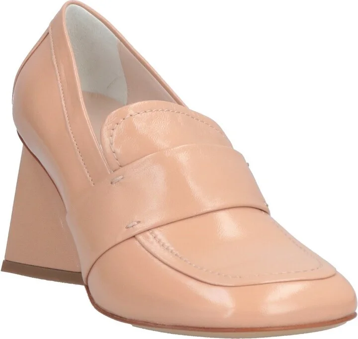 Strategia Woman Loafers - Image 10