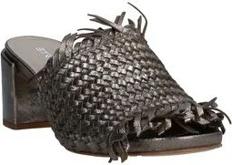 Strategia Woman Sandals - Image 2