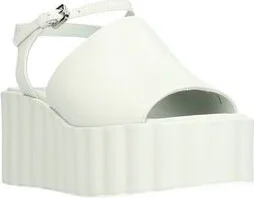 Strategia Woman Sandals - Image 2