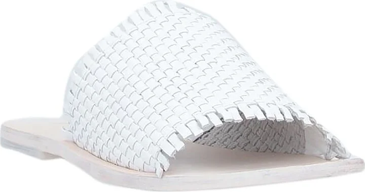 Strategia Woman Sandals - Image 7