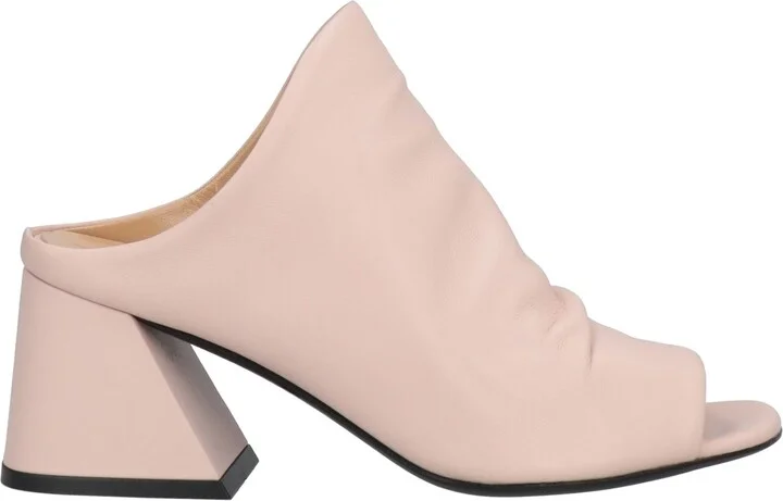Strategia Woman Sandals - Image 6