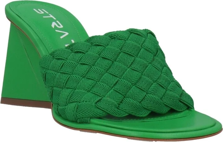 Strategia Woman Sandals - Image 4