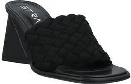 Strategia Woman Sandals - Image 8