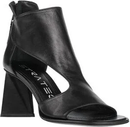 Strategia Woman Sandals - Image 2