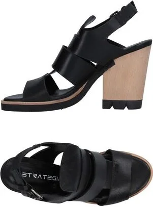 Strategia Woman Sandals