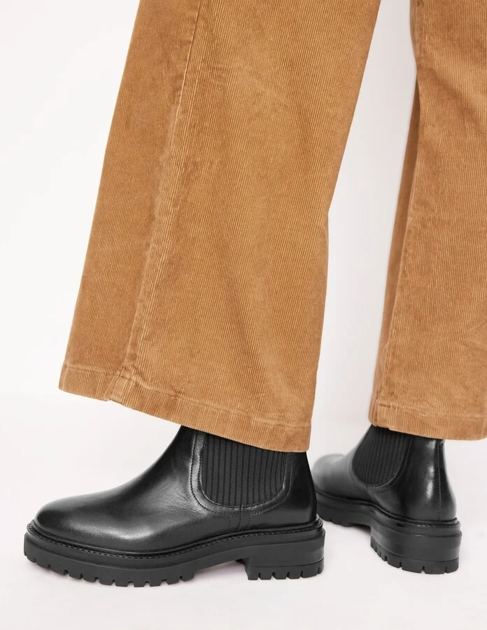 Stretch Chelsea Ankle Boots, Black Leather