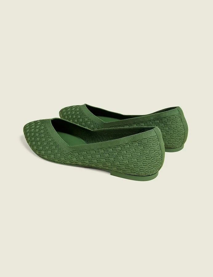 Stretch Knit Pointed Toe Ballet Flat - Image 4