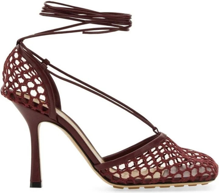 Stretch Lace-up Pumps