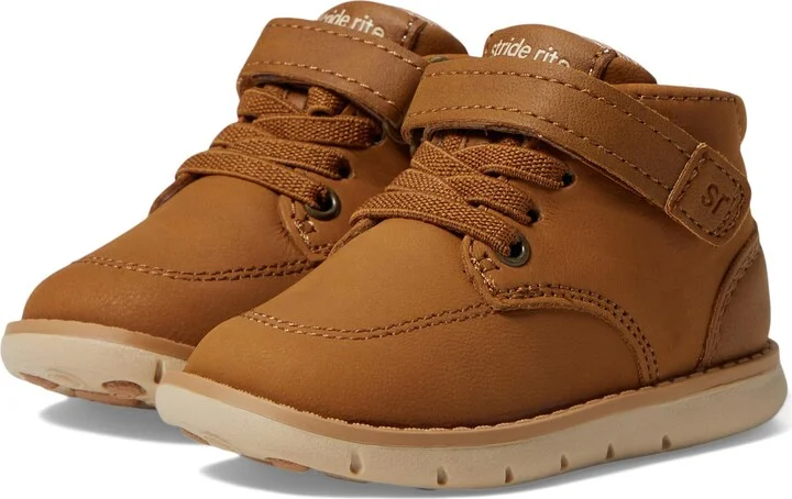 Stride Rite Chukka Sneaker