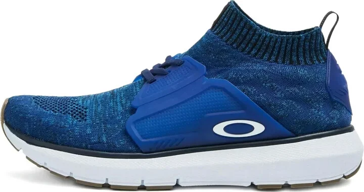 Stride running sneakers