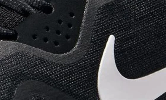 Structure 26 SE Running Shoe - Image 10